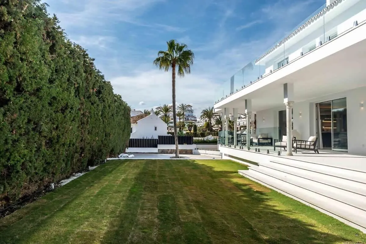 The Iconic Villa Torremora By Better Bookings Marbella 0*,  Hiszpania