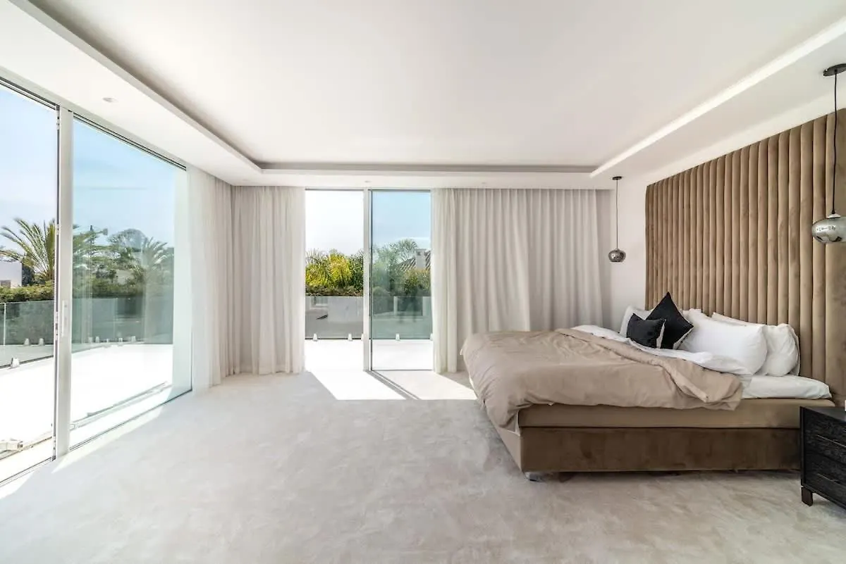 The Iconic Villa Torremora By Better Bookings Marbella Hiszpania