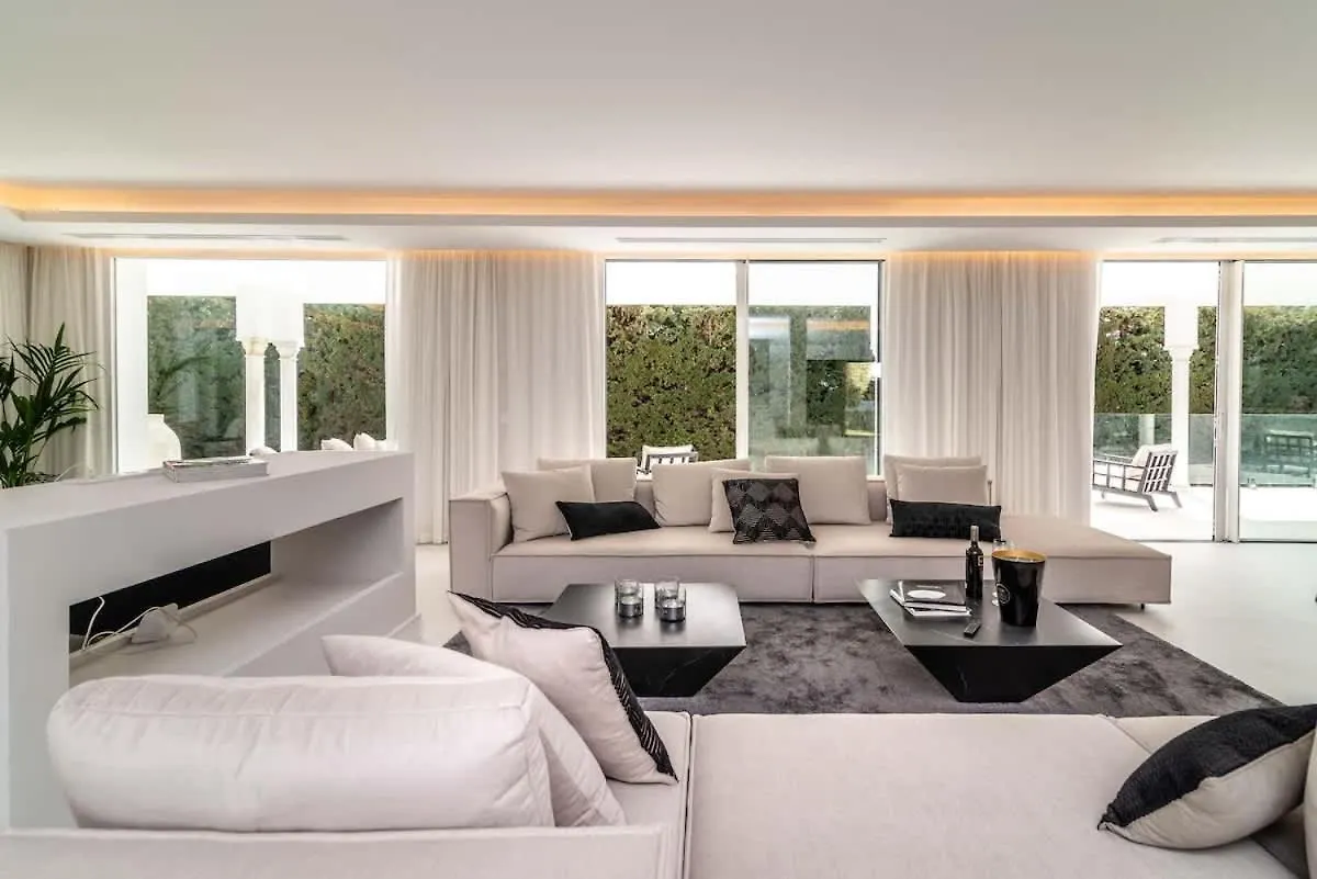 The Iconic Villa Torremora By Better Bookings Marbella Dom wakacyjny